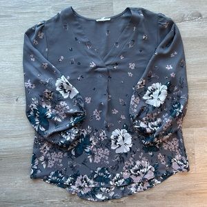 Floral blouse, size Medium